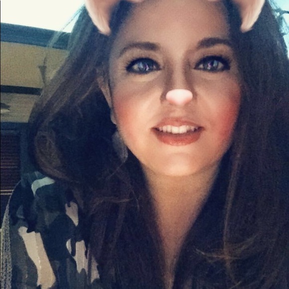 Meet your Posher, Mai - Picture 1 of 1